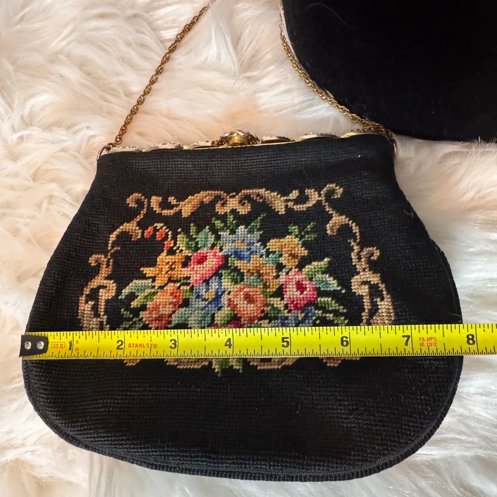 Floral Embroidered Black‎ Handbag Black - Image 11