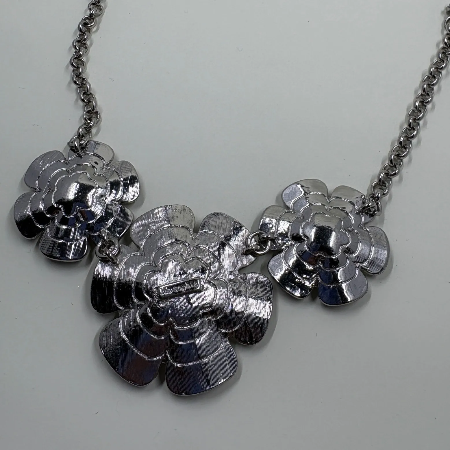 Lia Sophia Lily Pad Flower Cluster Necklace Silver‎ Tone Chunky Jewelry - Image 7