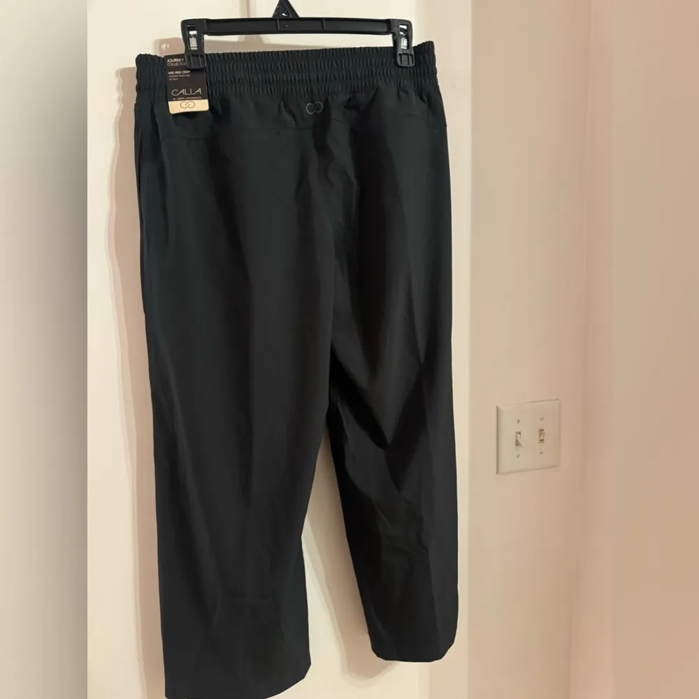 NWT calia by carrie underwood mid rise crop casual pants size S BLACK - Image 6