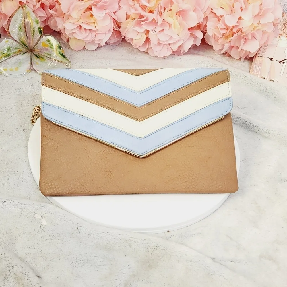 Charming Charlie Envelope Clutch Detachable Gold Chain Tan & Baby Blue - Image 2
