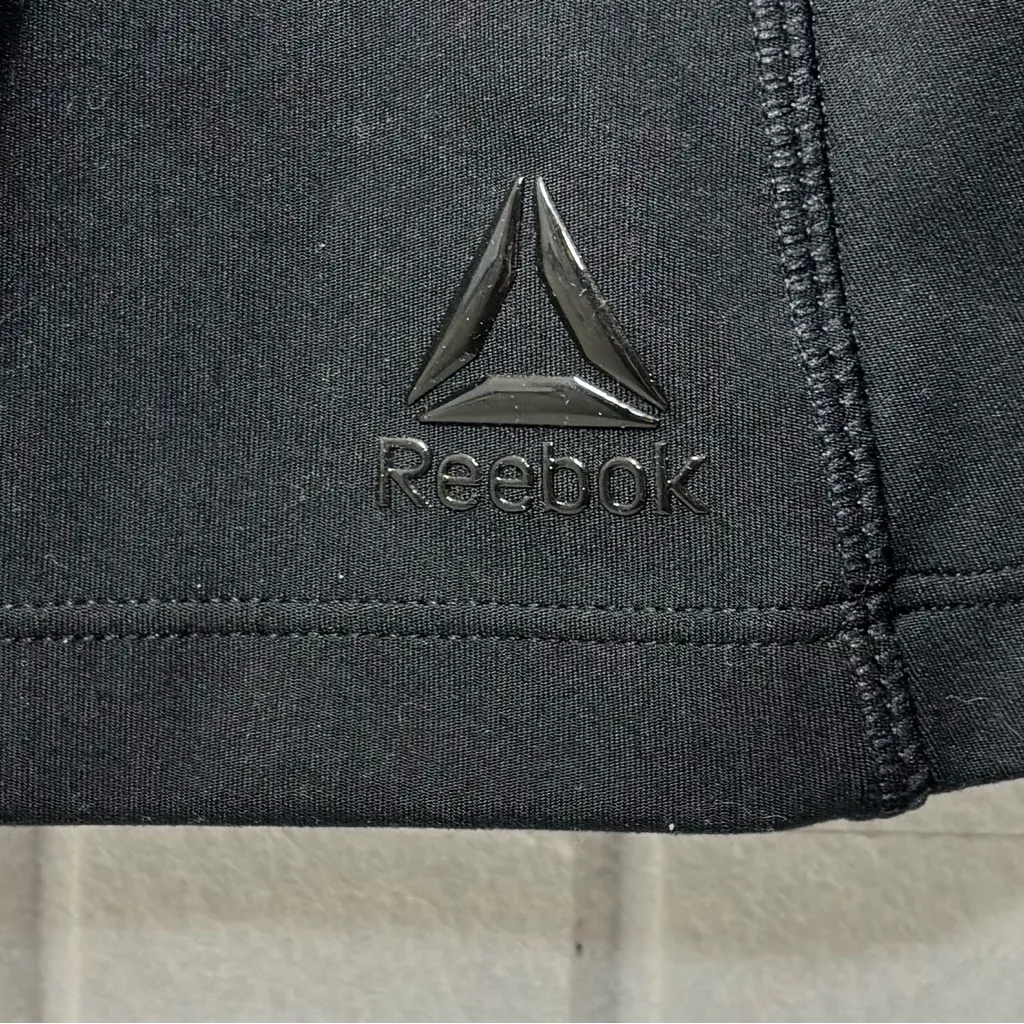 Reebok Jet Black Sports Skirt -Skort Size M - Image 2
