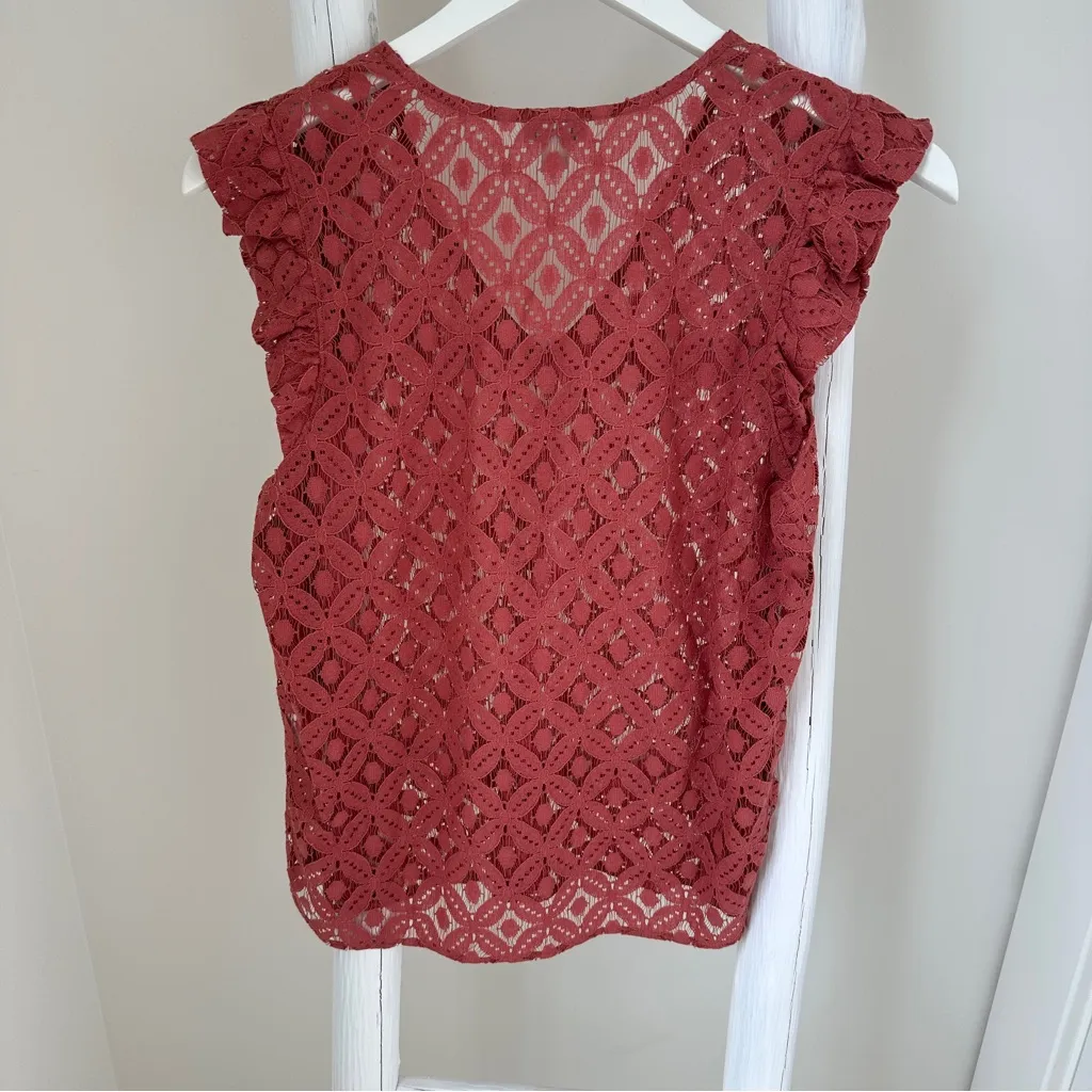 Hinge Women’s Ruffle Sleeve Rust Lace Top Size Small - Image 2