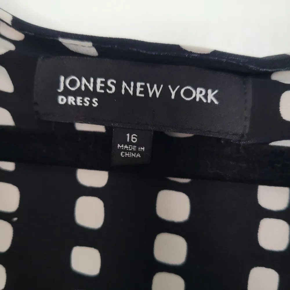 Jones New York  dress size 16 - Image 2