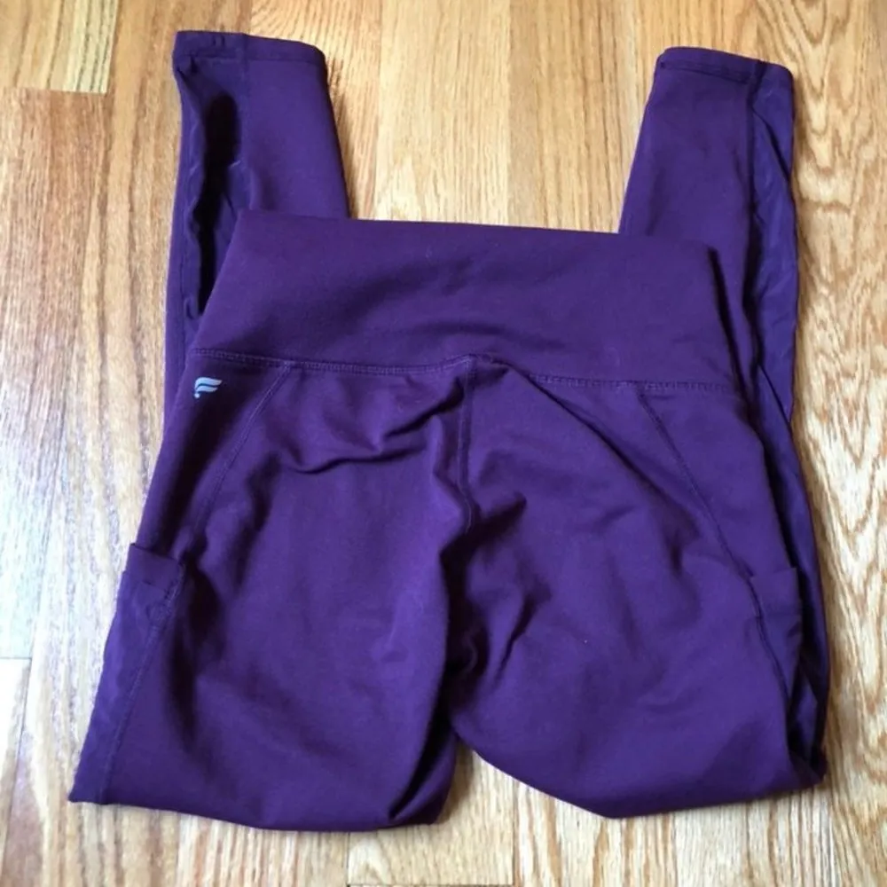 Fabletics Mila High-Waisted Pocket Capri sz XS - Image 9