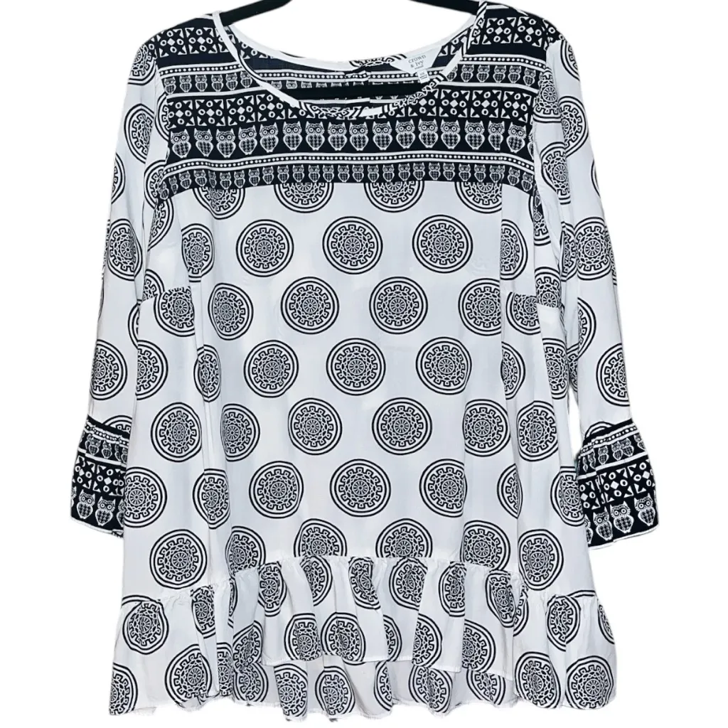 🎄Crown & Ivy Owl Print Peplum Button Back Blouse - Image 7