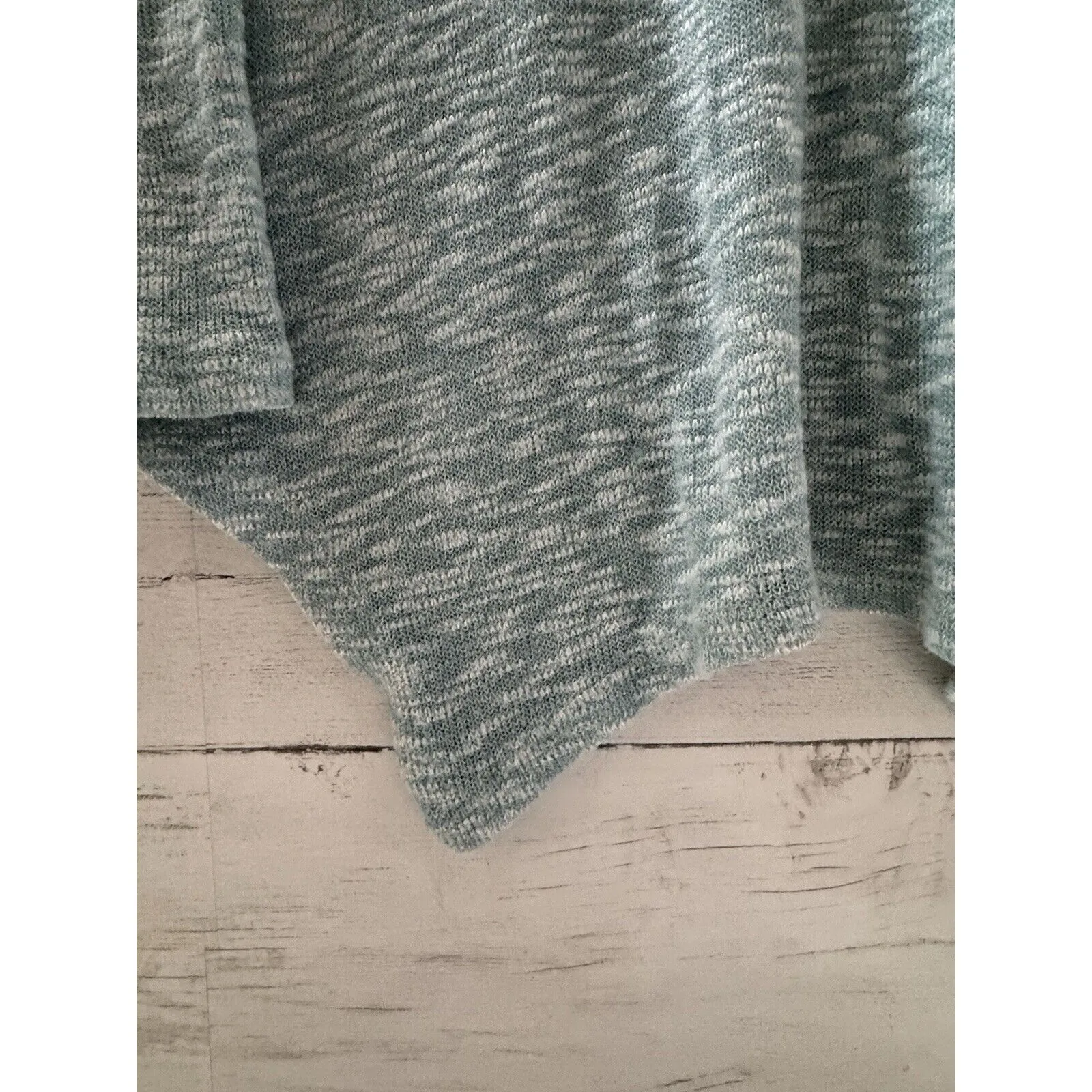 Mudd Asymmetrical Light Green Burnout Tunic XS - Image 4