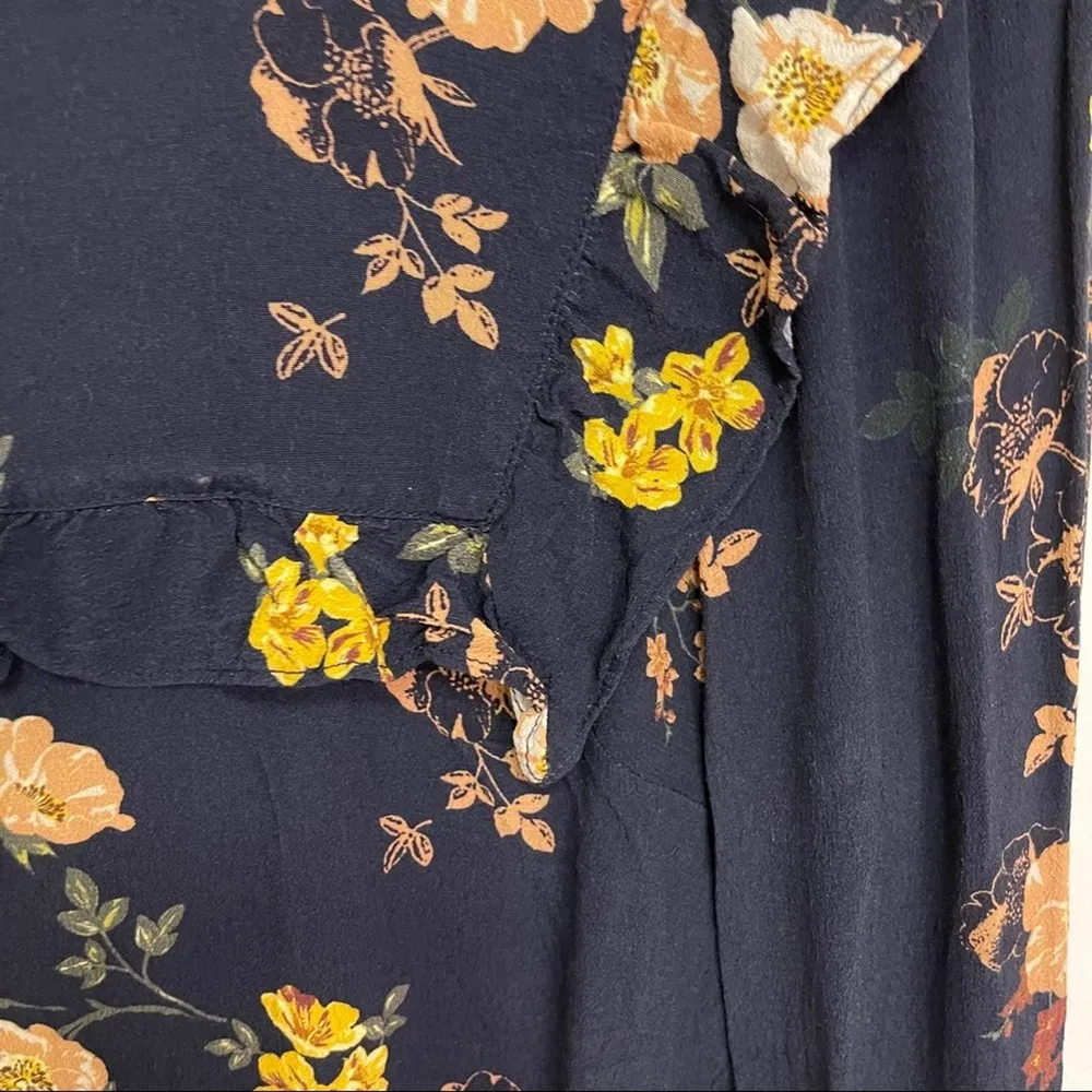 SANCTUARY Floral Print Navy Blouse Long Sleeve Business Casual Office Size Small - Image 3