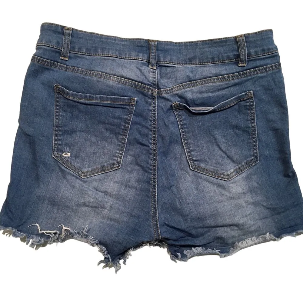 Distressed Denim Ripped Shorts - Image 3