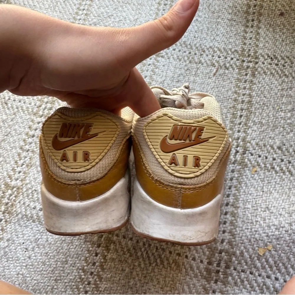 Nike  Air Max 90 Caramel - Image 4