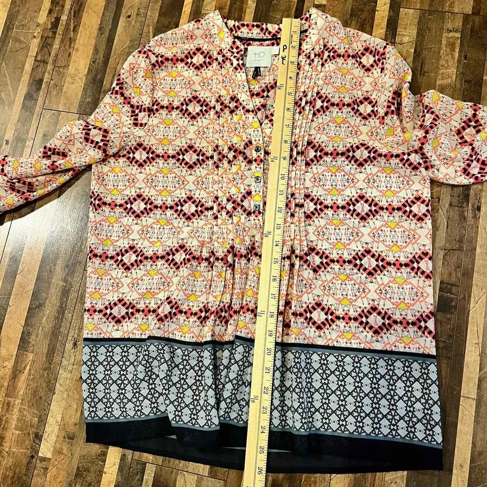 HD in‎ Paris Blouse  Orange Striped Button Up V-Neck Long Sleeve Pleated Size 4 - Image 7