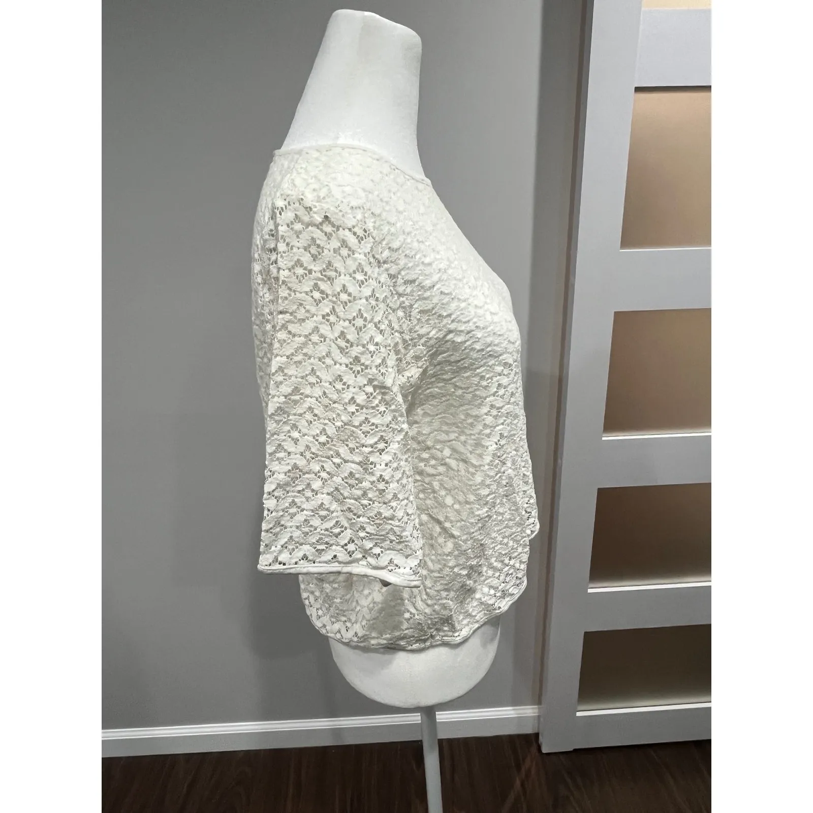 MNG Casualwear Women Ivory Lace Round Neck 3/4 Sleeve Top Size S/M White - Image 2
