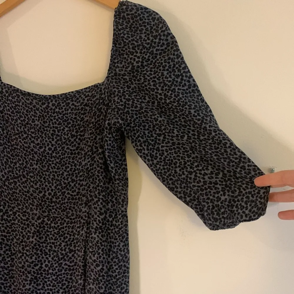 Abercrombie Elbow Sleeve Midi Dress Blue Black Animal Print Women Medium Petite - Image 2