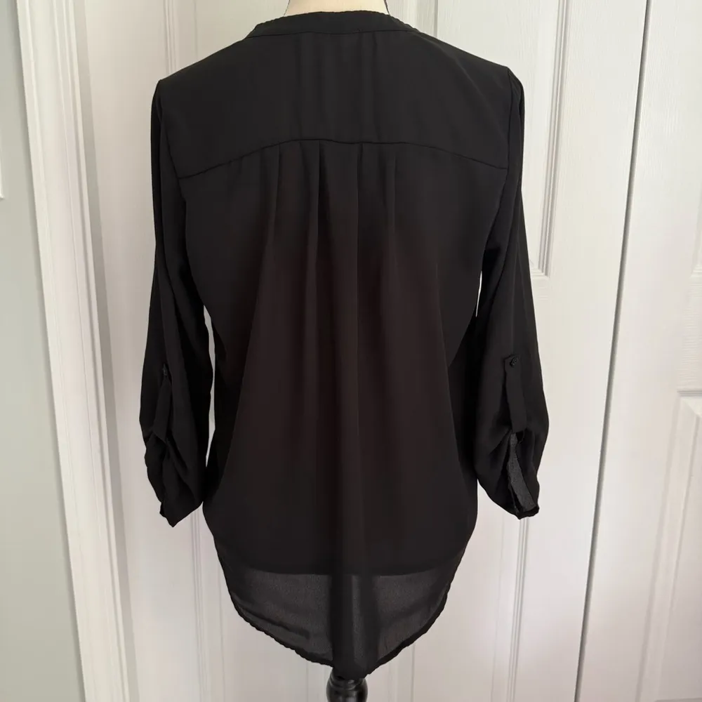 Lush Black Relaxed V-Neck long sleeve flowy blouse size medium‎ - Image 5