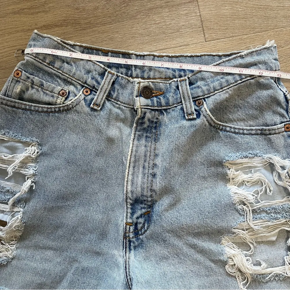 Levi’s denim shorts - Image 4