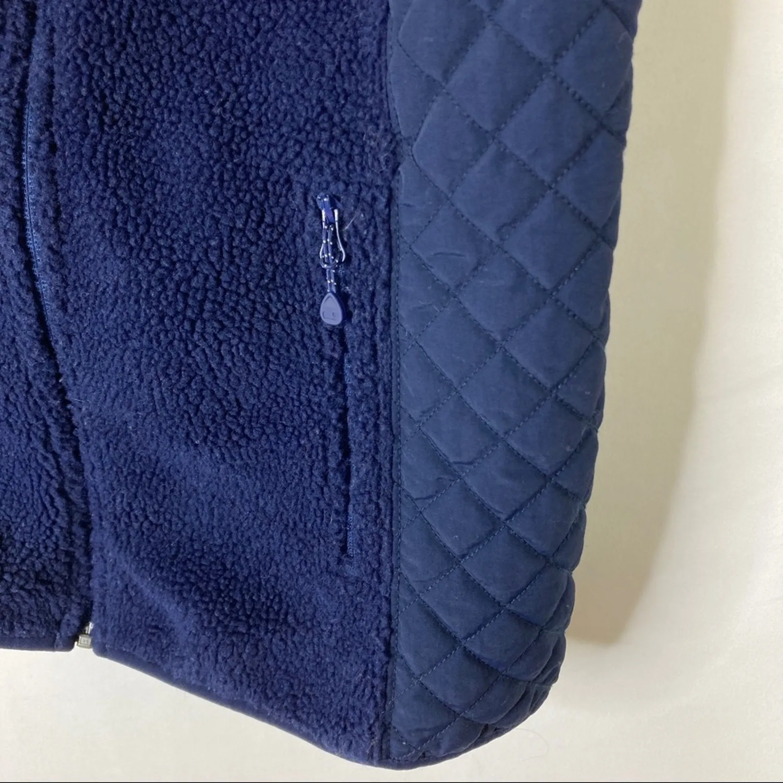 Vineyard Vines Navy Blue Winter Vest Fleece Quilted Polyester Womens XS - Image 3