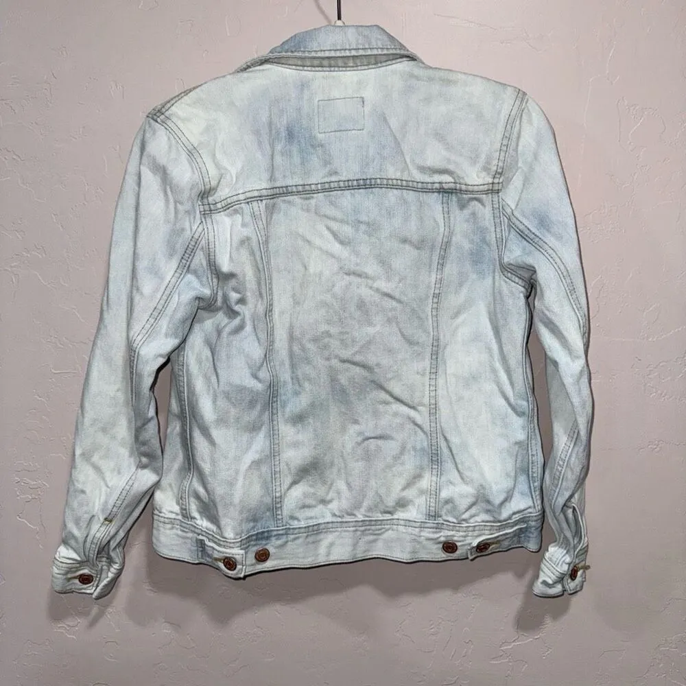 Old Navy Light Wash Denim Jacket Size Small - Image 2