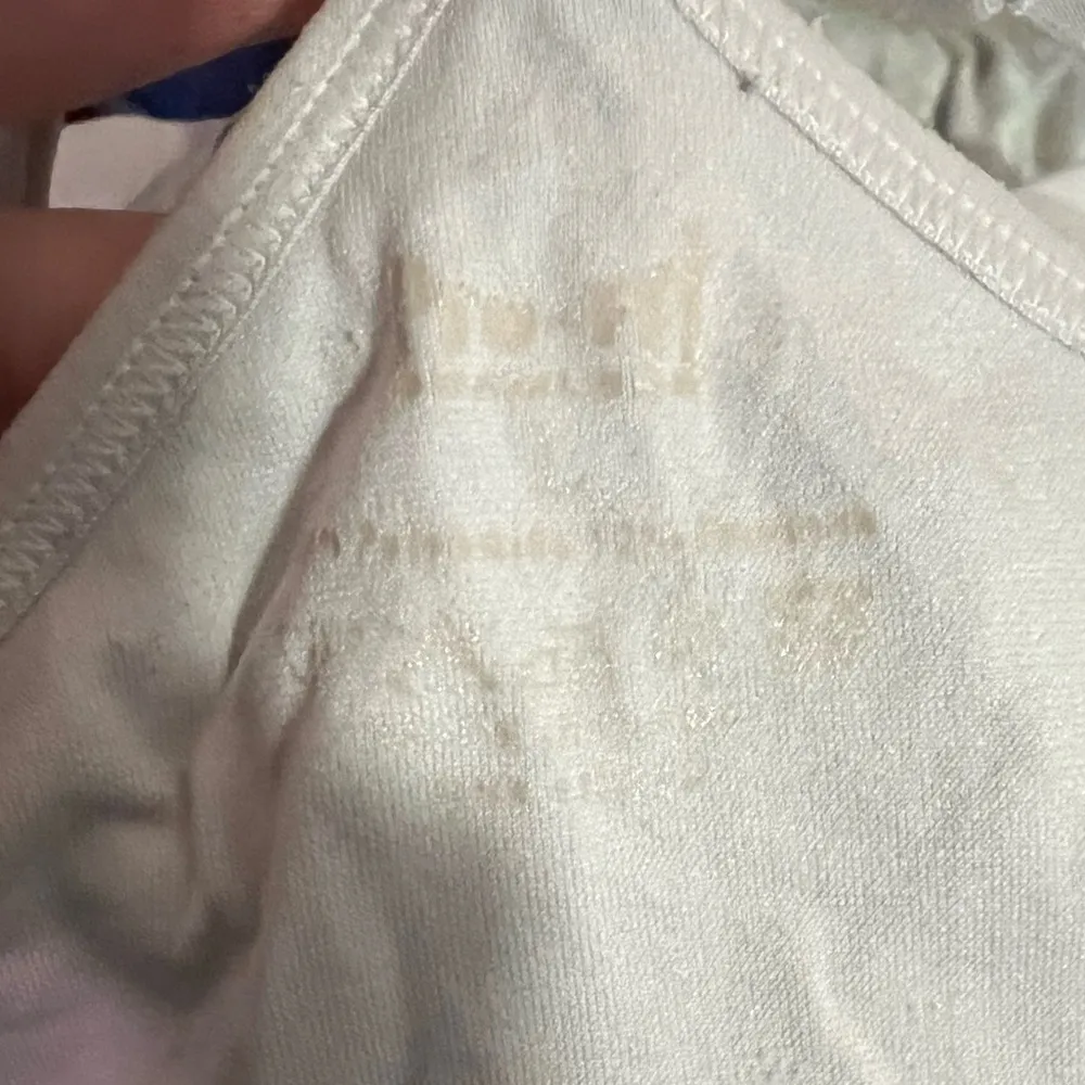 Profit Seamless Women’s White Racerback Sports Bra/ Athletic Top Size L - Image 4