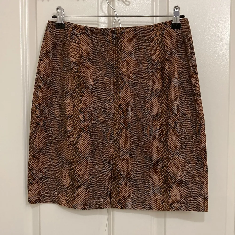 Vintage 90s Snakeskin Print Mini Skirt - Image 4