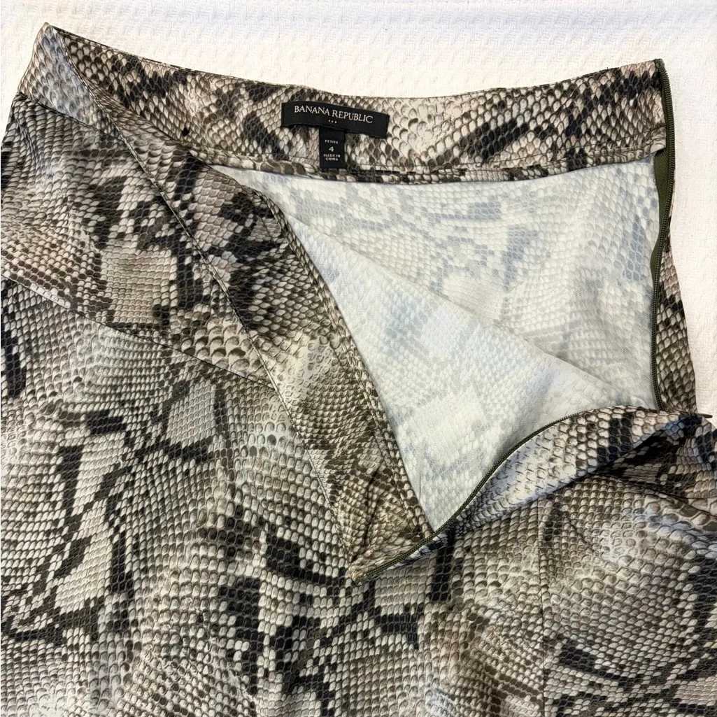 Banana Republic Snake Print 2-Piece Set Halter Top + Midi Skirt Size 4 / 4Petite - Image 10
