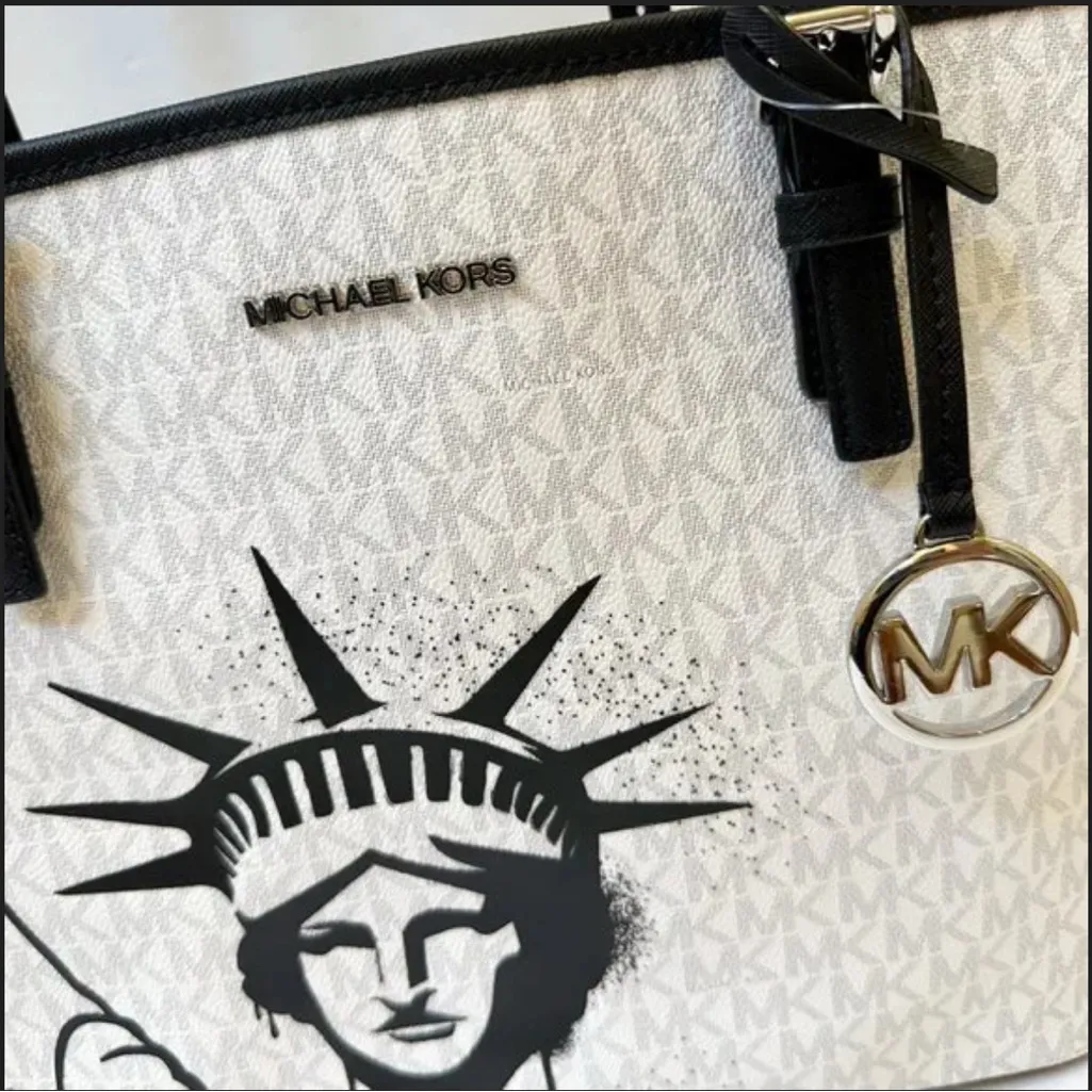 Michael Kors NYC Statue of Liberty MD Carryall Tote - Image 10