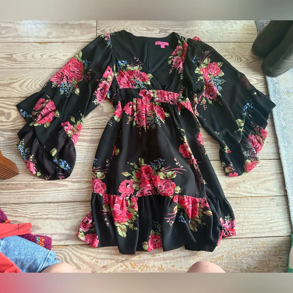 Betsey Johnson Bambi Black Floral Bell Sleeve Ruffle Mini Dress size 6 - Image 2