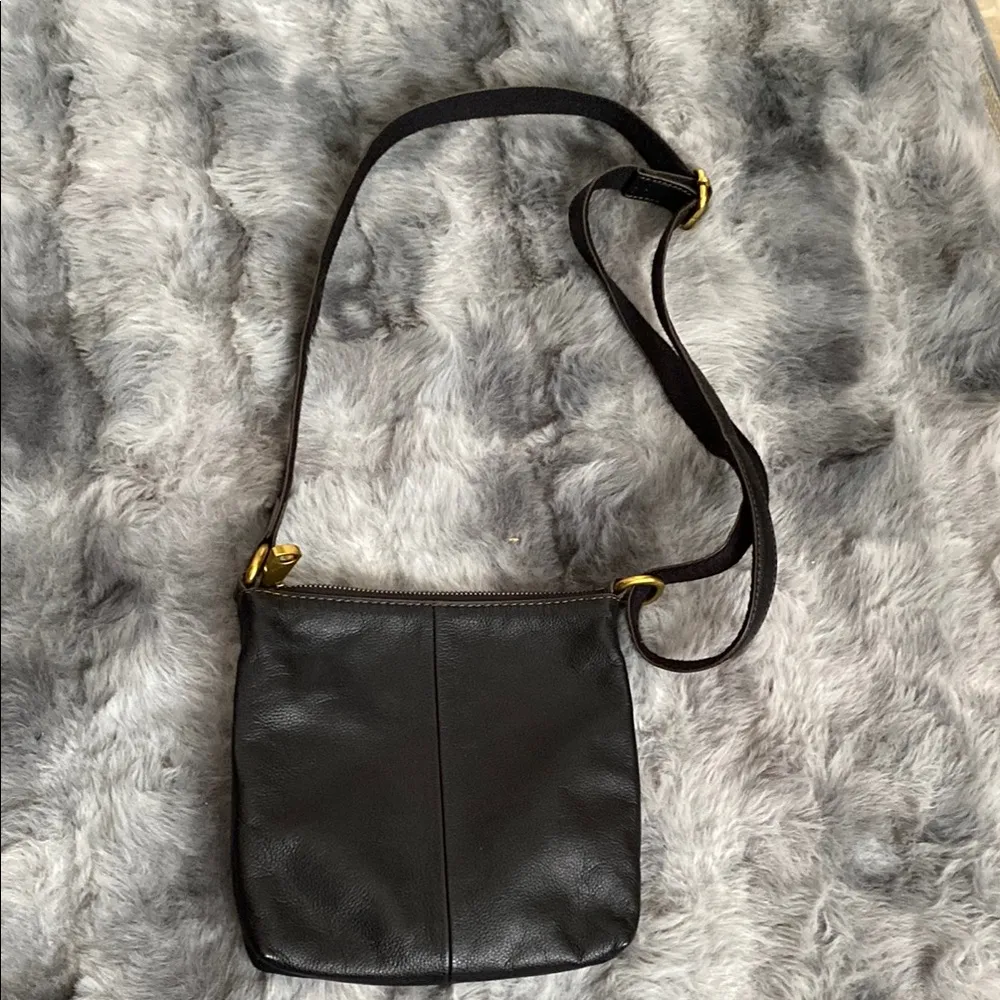 Fossil cow hide leather Black Leather Crossbody Bag with Gold Accents - Image 6