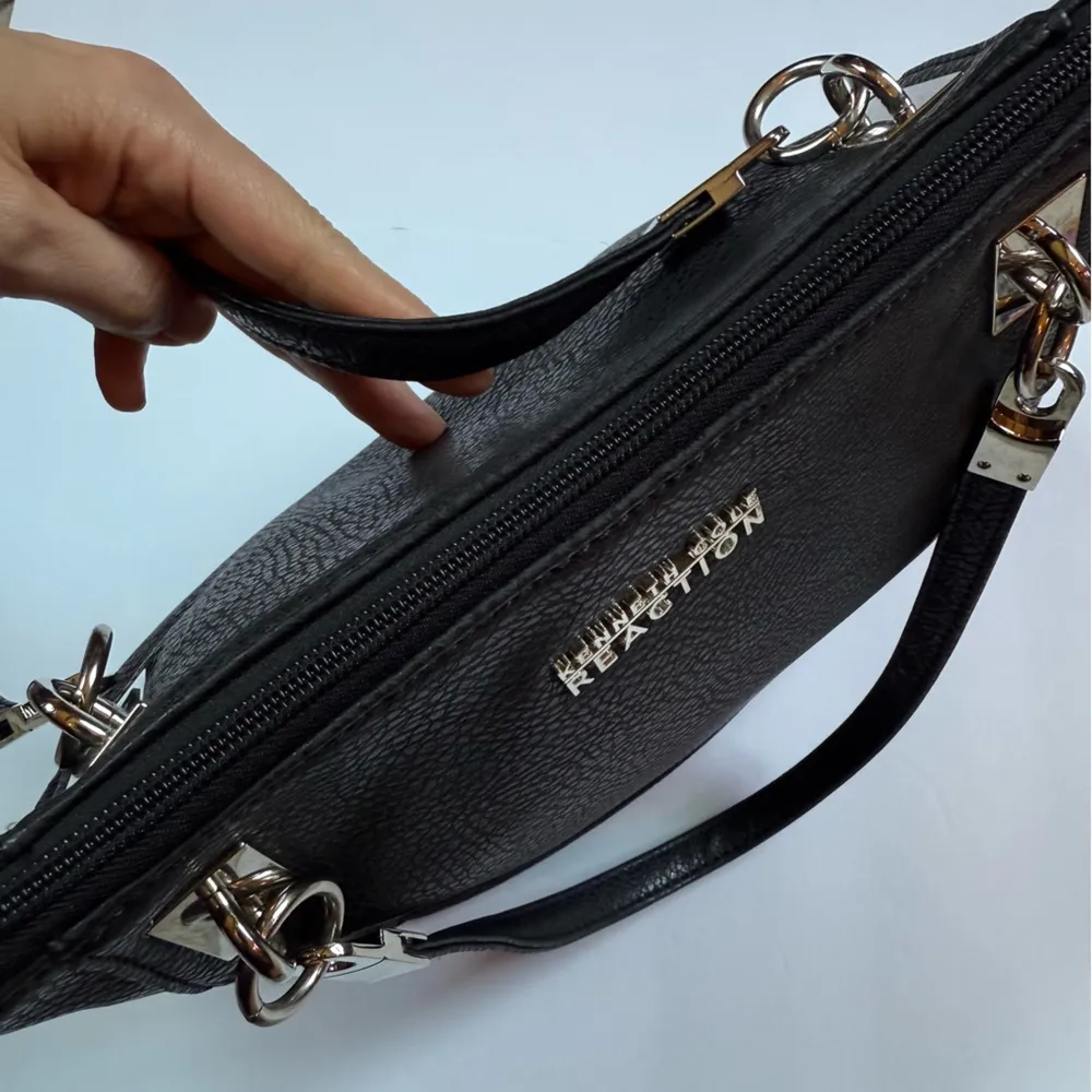 Vintage Kenneth Cole Reaction Black Faux Leather Shoulder Bag - Image 6