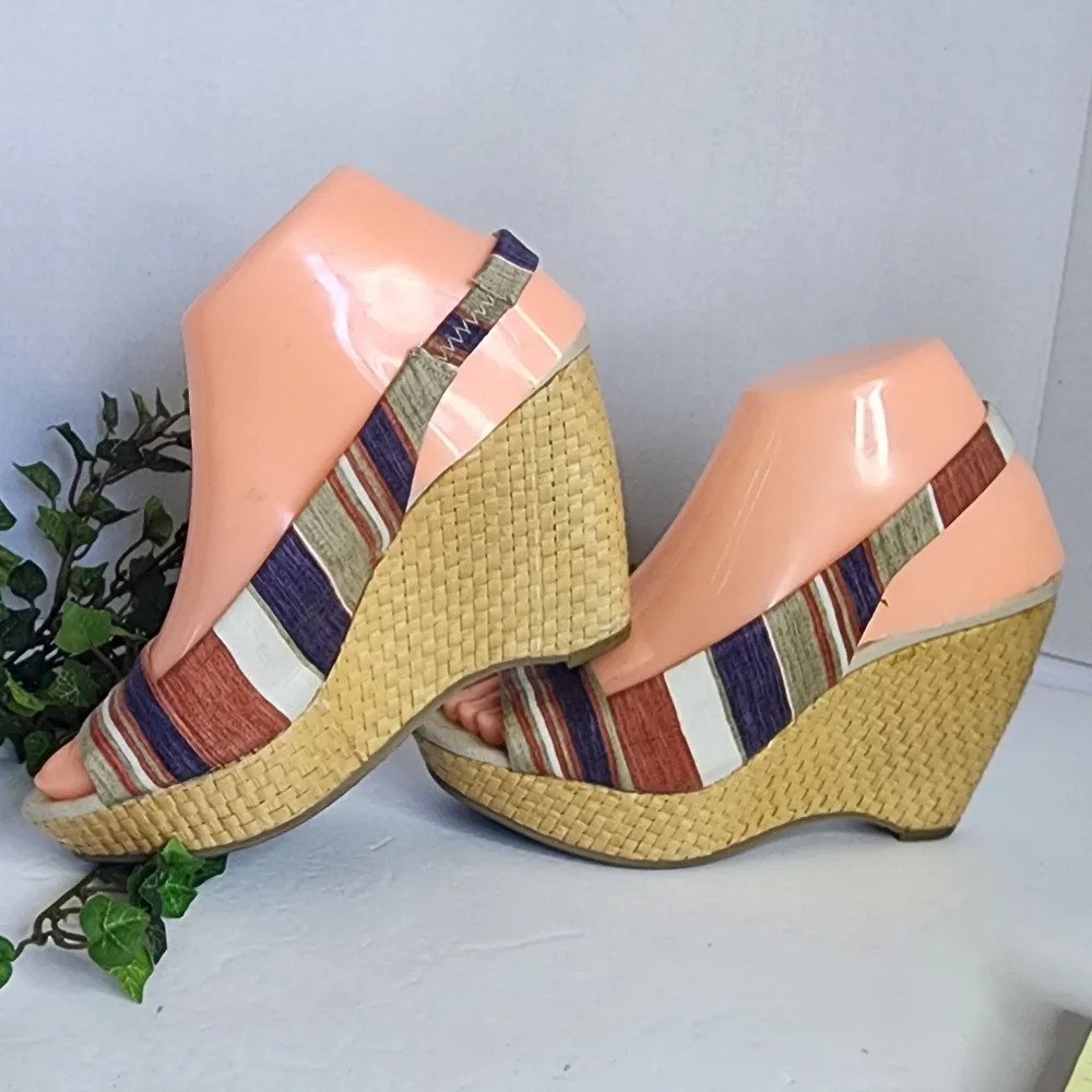 Anne Klein Fortuna Stripe Fabric Slingback Rattan Wedge Sandals Boho 6M - Image 3