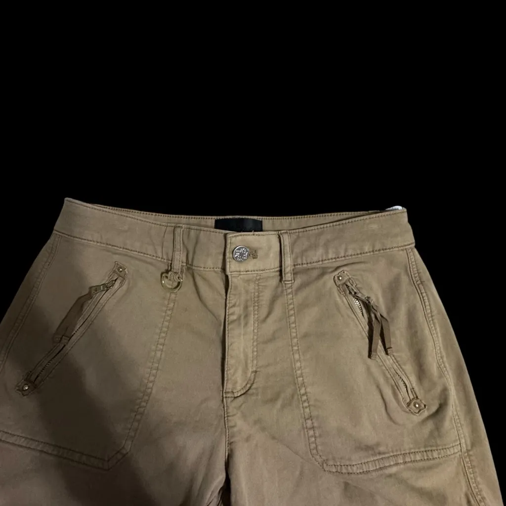 White House Black Market Olive Cargo Shorts - Image 5