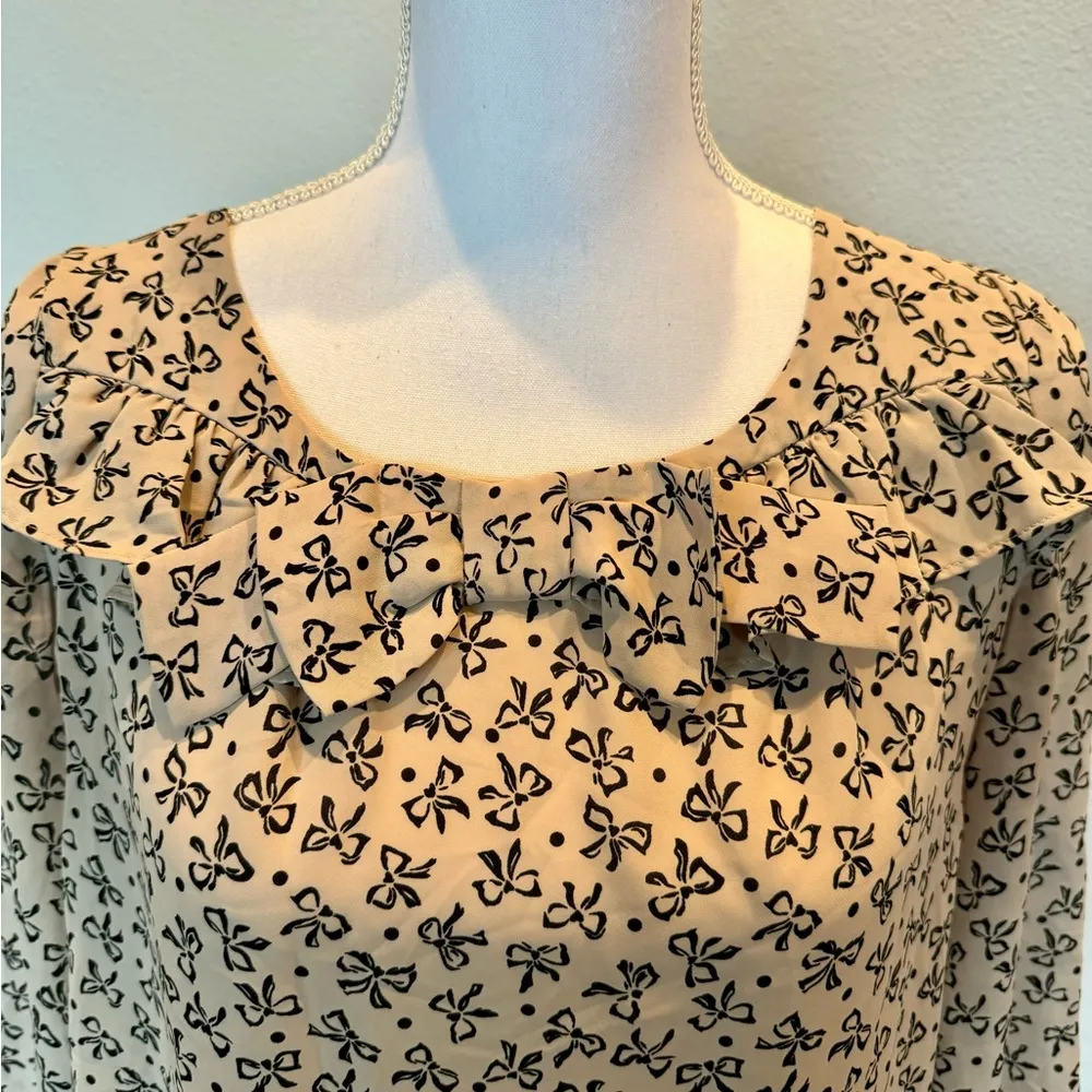 LC Lauren Conrad Bow Print Top | Small | EUC | Pleated | Business Casual - Image 2