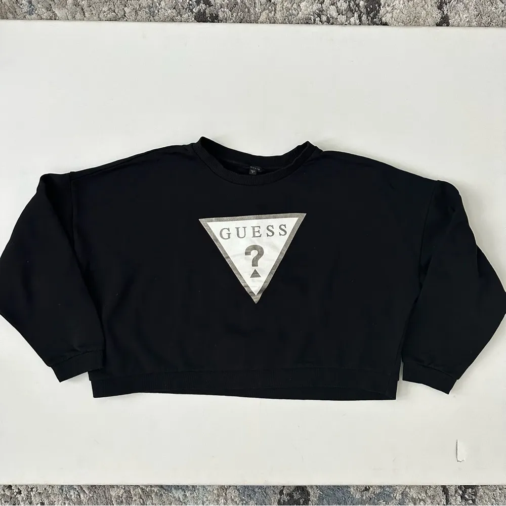 Guess Women’s Logo Cropped Sweatshirt Size XL - Image 14