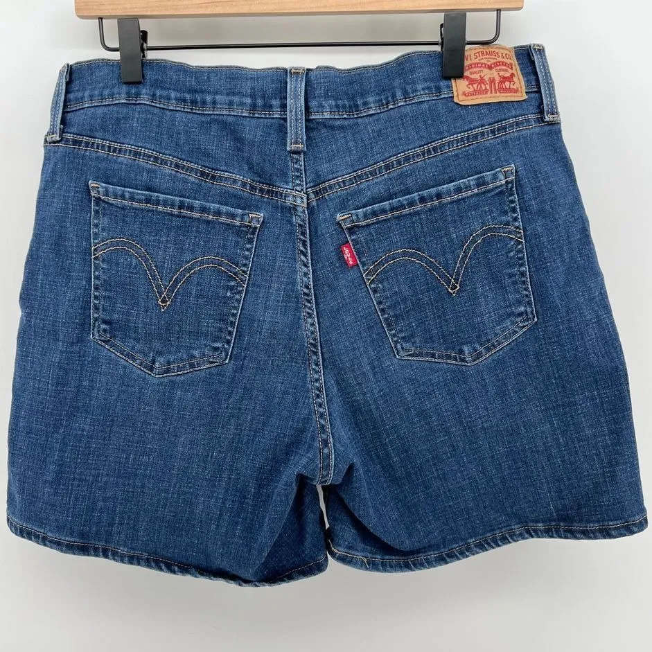 Levi's Mid Length Mid-Rise Stretch Denim‎ Shorts Blue Medium Wash Women W32 Jean - Image 2