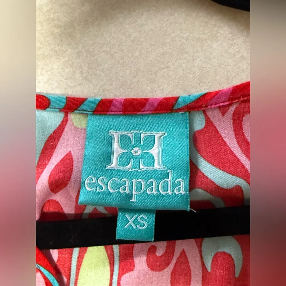 Escapada Women's Multicolor Festive 3/4 Sleeve Top Size XS - Image 8