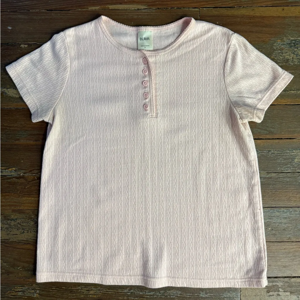 Vintage Blair 90’s Pointelle Henley Baby Pink Tee ~ Size Small 💚🍄 - Image 3