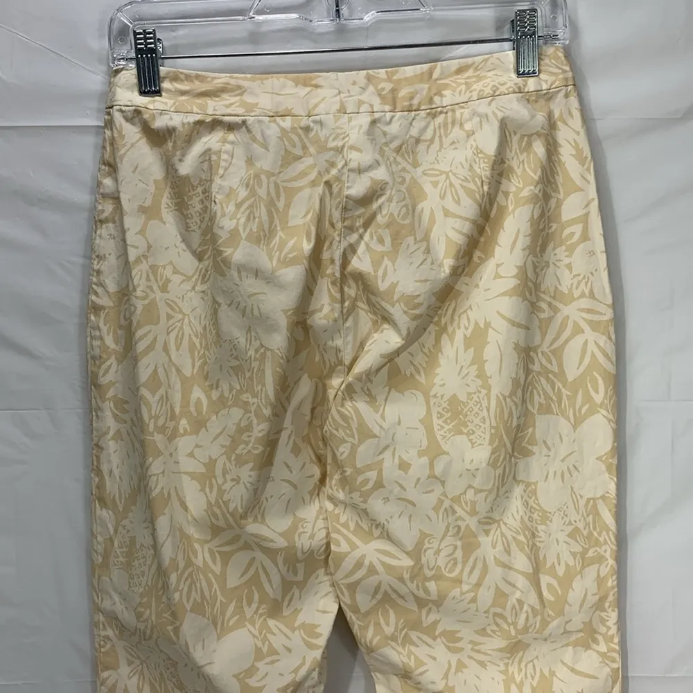 Stretch Capri Floral Tan White Pants - Image 8