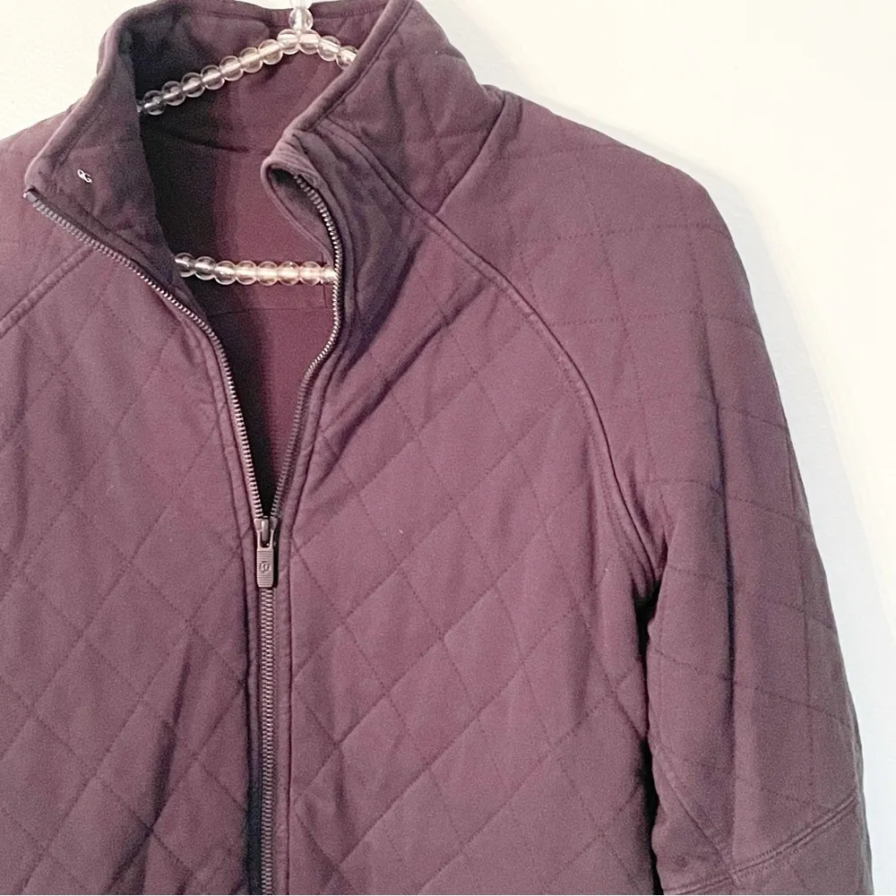 Lululemon Size 6 Black Quilted Calm Jacket Long Sleeve Zip Up Relaxed - Image 3