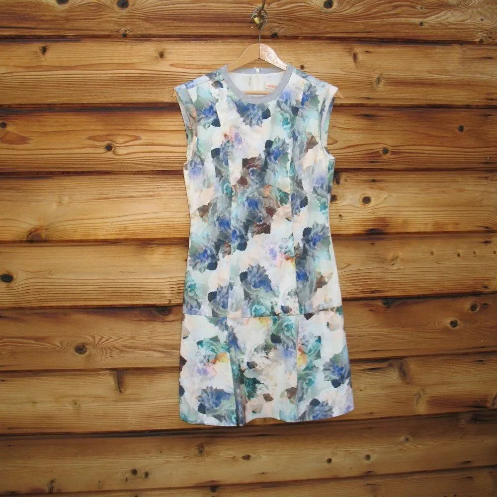 White Pastel Floral Pleated Dress Size 2 - Image 3