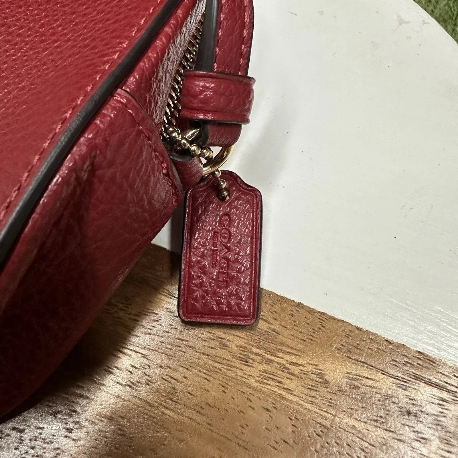 Coach Pebble Leather Shoulder‎ Bag Auth Red Medium Women - Image 5