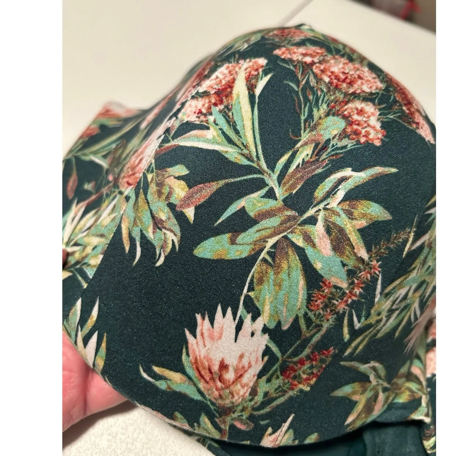 Cacique lightly lined full coverage beautiful deep green floral bra, size 44F - Image 3