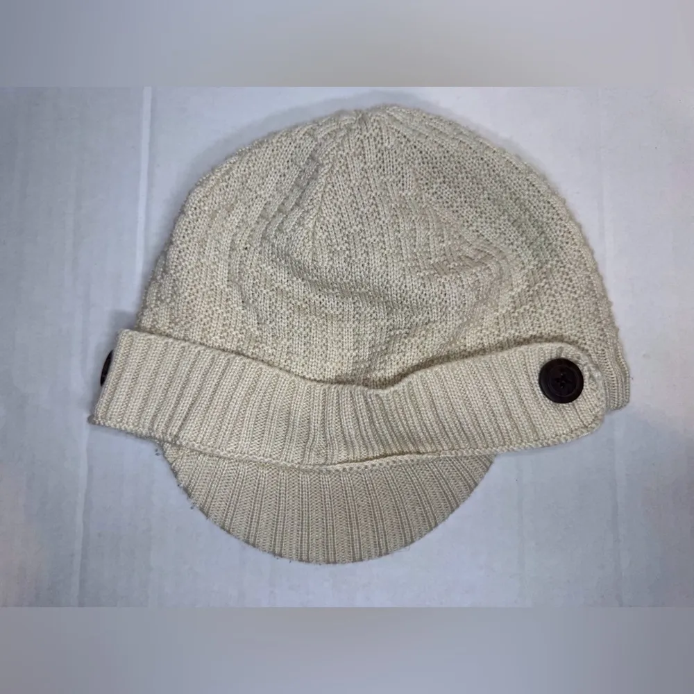 Columbia Women’s Gray‎ Cable Knit Button Ski Brim Hat Crochet Cap Beanie Winter - Image 3