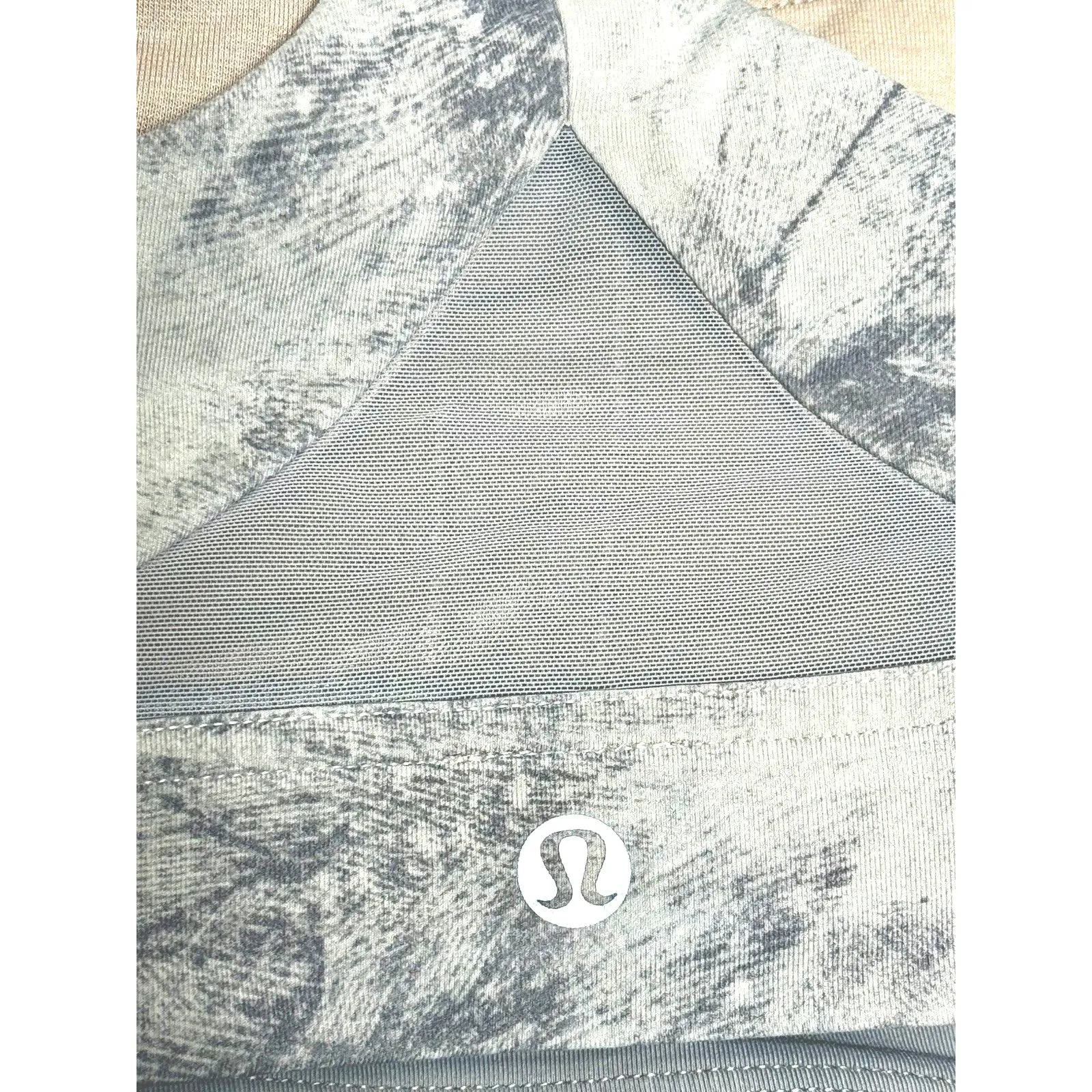 Lululemon Sports Bra Size 6 Train Times Gray No pads - Image 5