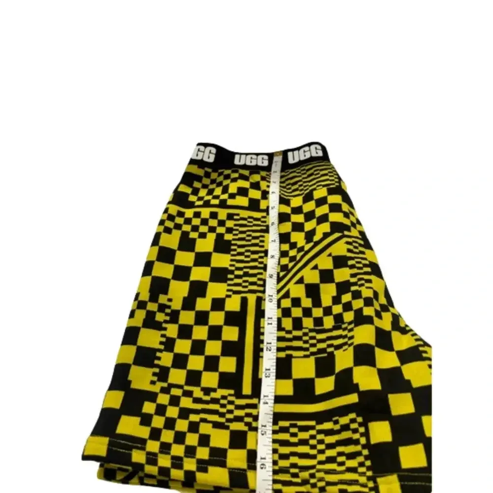 UGG Women's Chrissy Short Checks Size M - Image 4