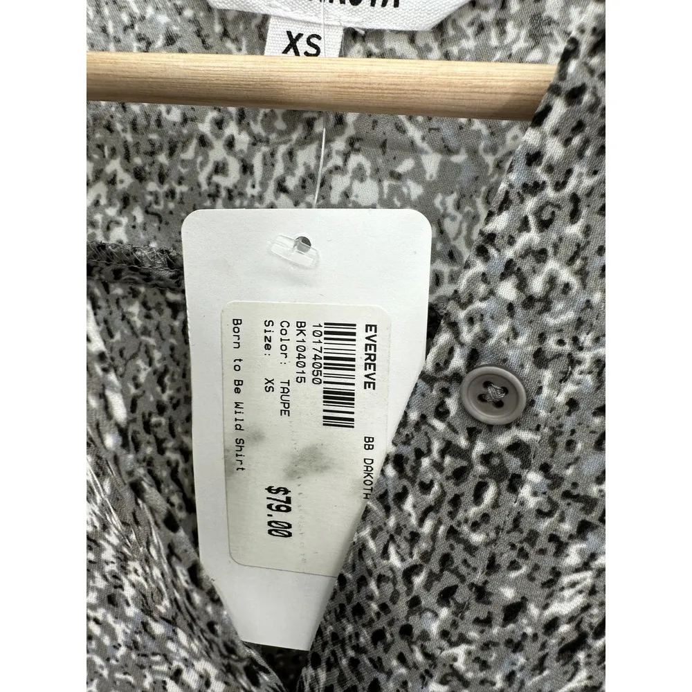 BB Dakota Top Women XS NWT Taupe Grey White Born To Be Wild Button Front - Image 7