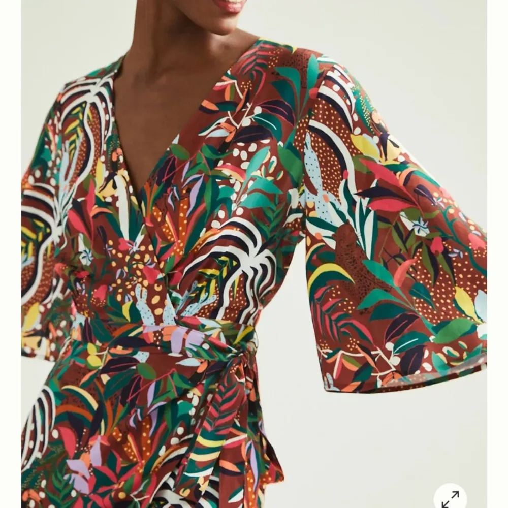 Anthropologie Farm Rio Fiesta Wrap Maxi Dress - Image 4