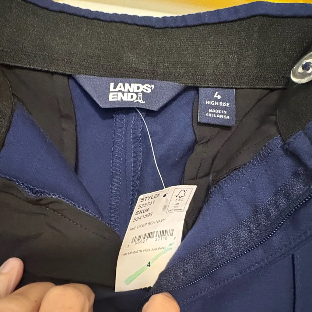 NWT Women’s Lands’ End Deep Sea Navy High‎ Rise Pintuck Pencil Ankle Pants Sz 4 - Image 4