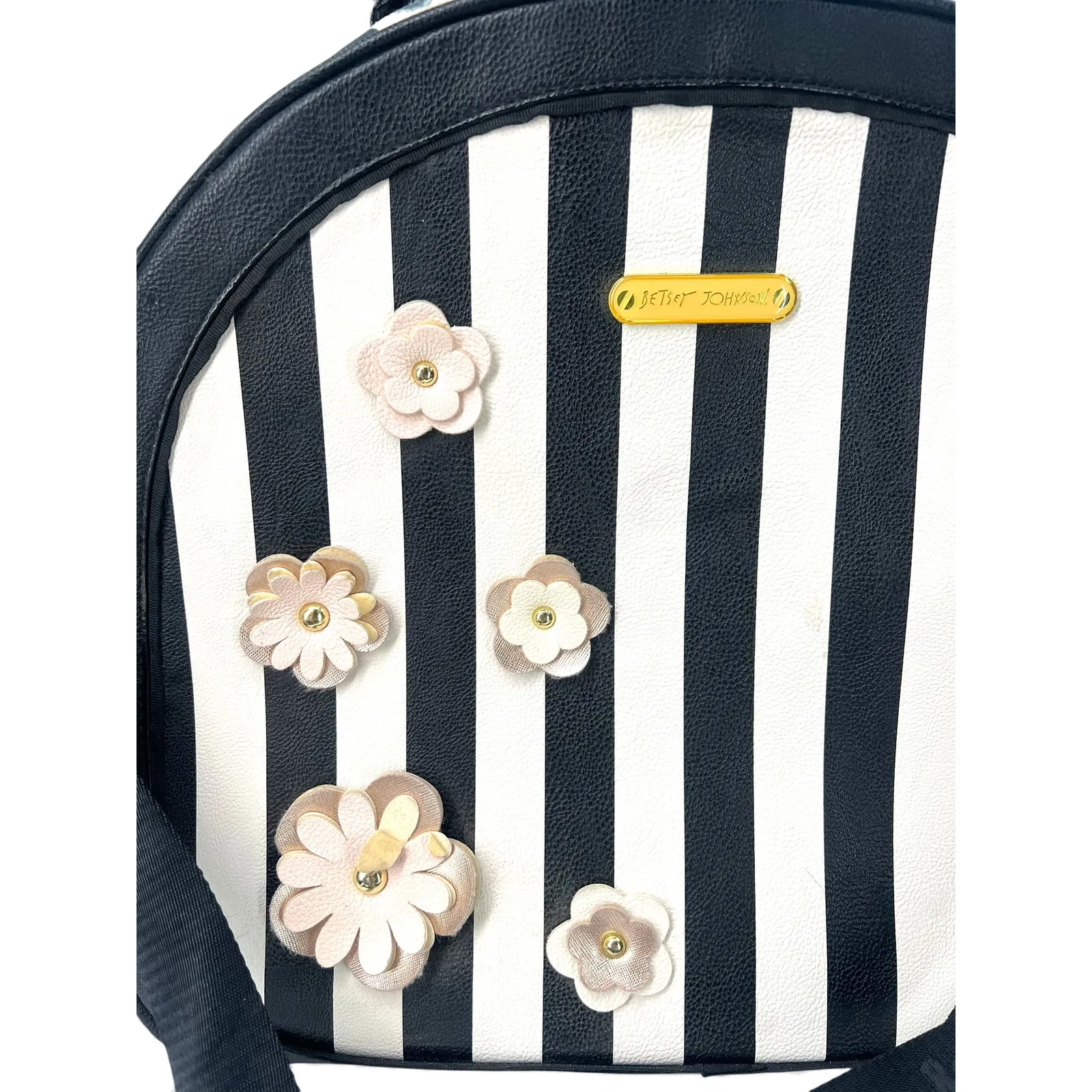 Betsey Johnson Round Weekender Overnight Train Case Bag Tote Travel BIG Flowers - Image 2