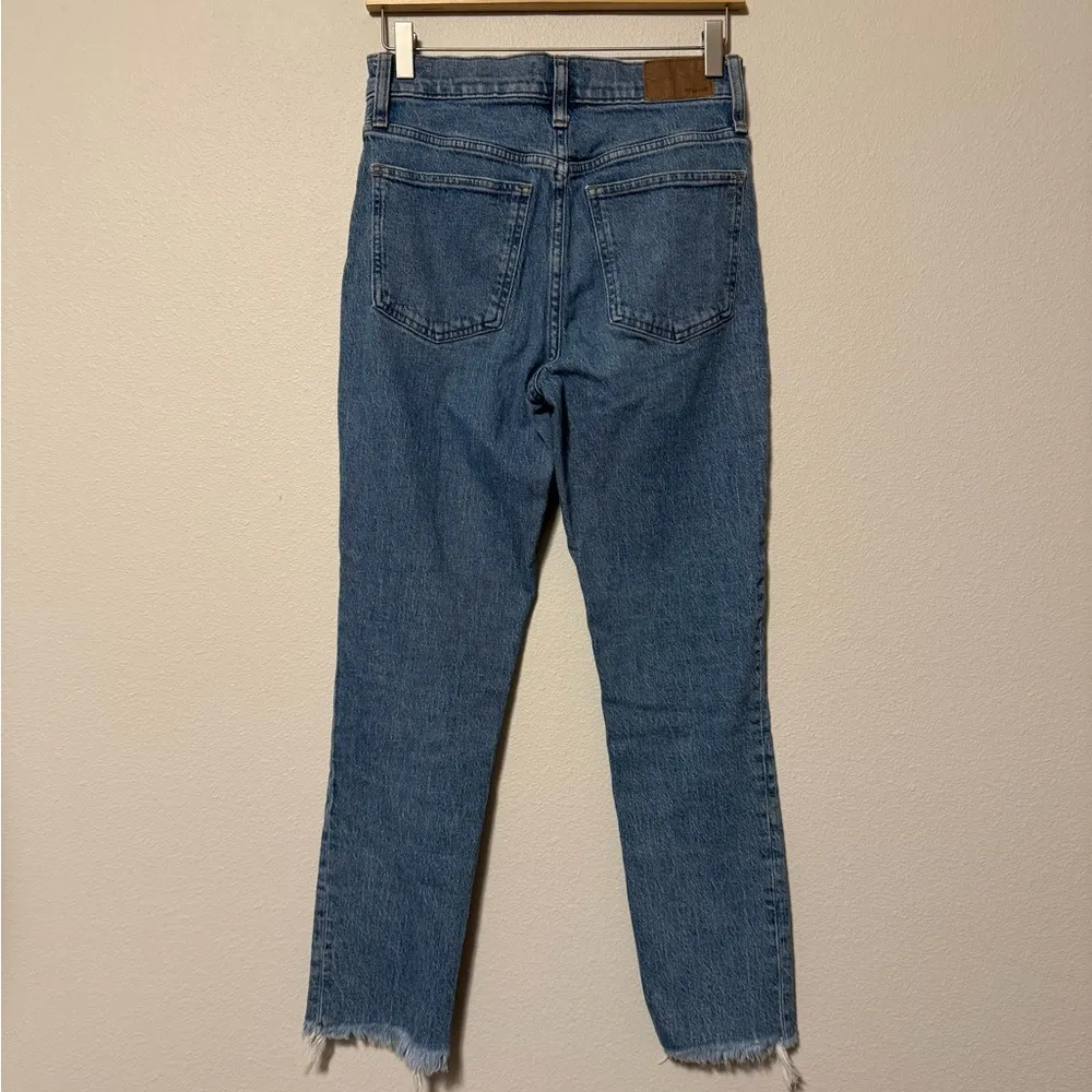 5/$55 !! 🔥 Madewell Stylish Blue Ankle Jeans for Women - Image 2
