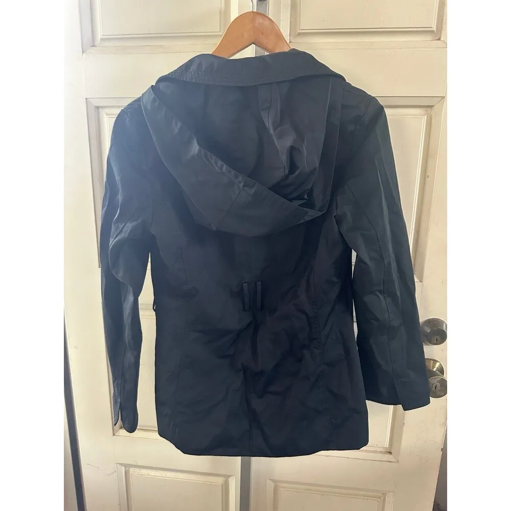 Ellen Tracy Black Button Down Side Pockets Removable Hood Short Trench Coat S - Image 6