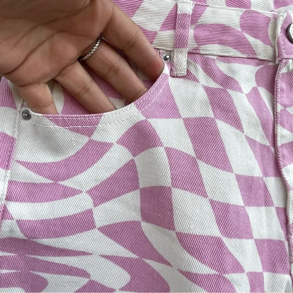 Pacsun Womens Shorts Pink White High Rise Festival Checkerboard Cut Off Size 27 - Image 6