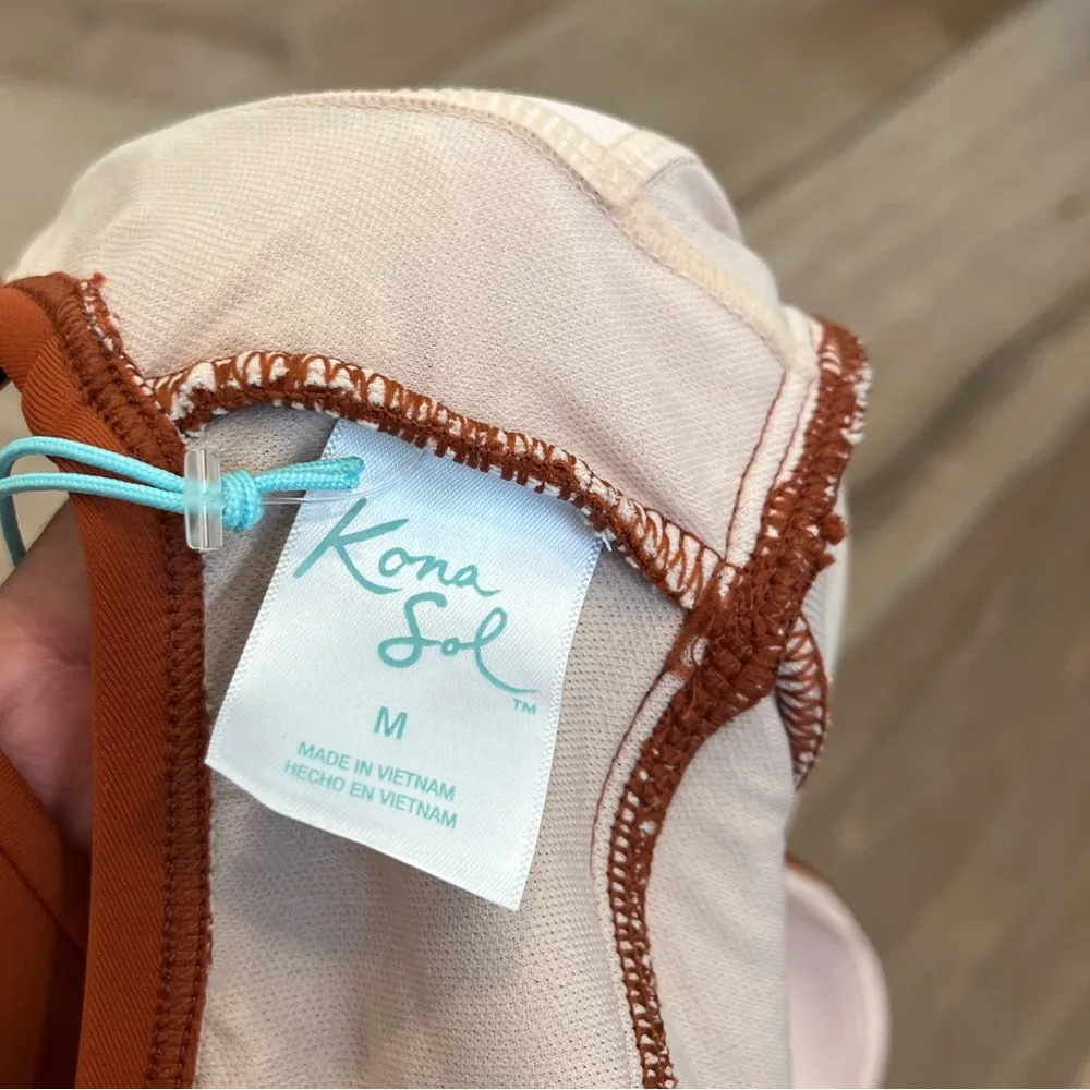 NWT Kona Sol Twist-Front Shirred Full Coverage One Piece Swimsuit Medium - Image 9